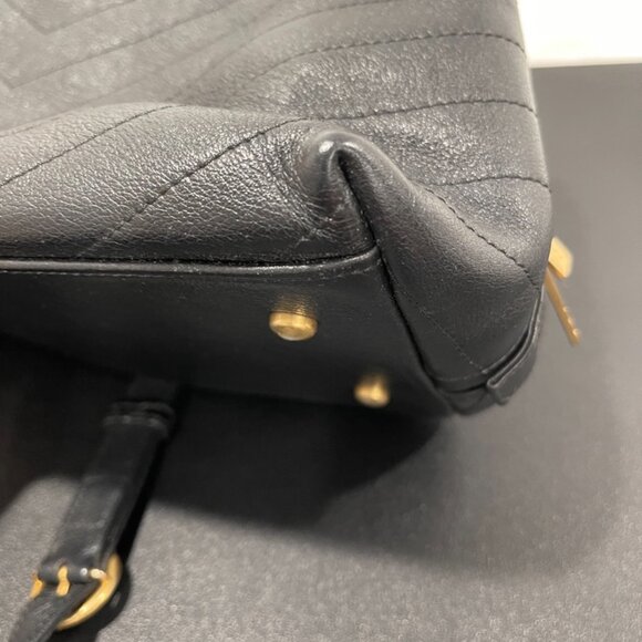 Chanel Chevron Calfskin Python Chic Small Shopping Tote 2-Way Bag (JB1075) - Picture 6 of 16